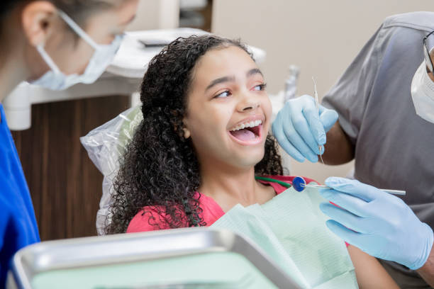 Best Weekend Emergency Dental Services in Lake Barcroft, VA